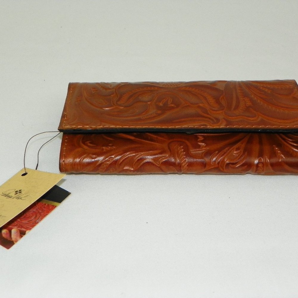 Patricia Nash Burnished Tooled Terresa Wallet